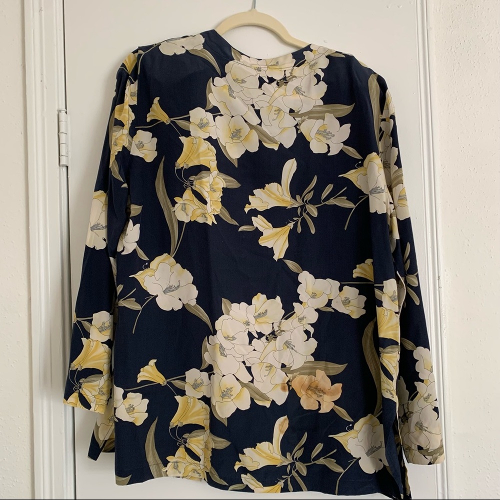 Women’s Rafaella Flower Pattern Silk Blouse - Picture 3 of 6